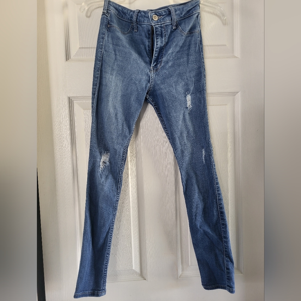 Hollister High-Rise Jegging size 3